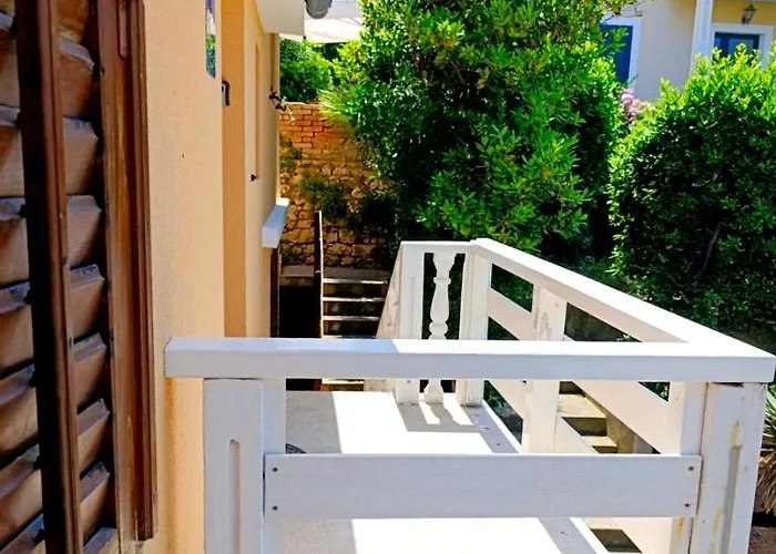 Pleasant With Seaview *