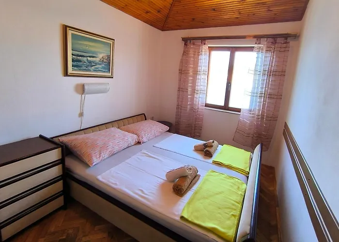 Pleasant With Seaview Apartment *