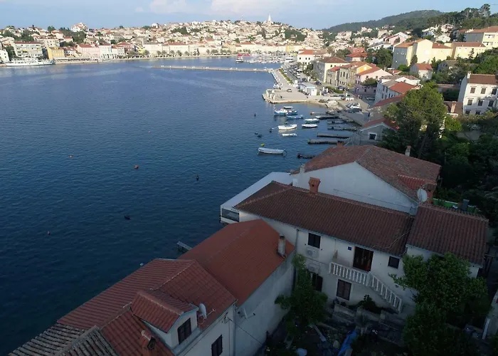 Pleasant With Seaview Apartment